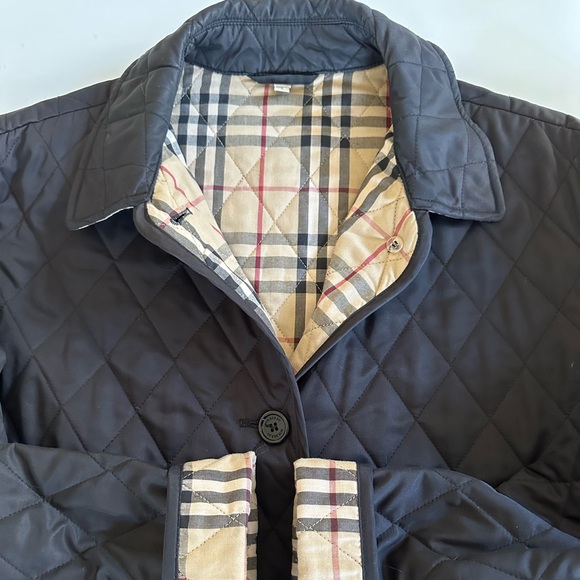 Burberry Jackets & Blazers - Burberry Black Quilted Jacket size Large